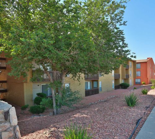 Luna Verde Apartments; pet friendly; one, two, three bedrooms; El Paso, TX near Fort Bliss UTEP