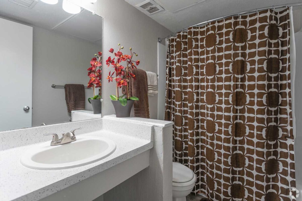 Luna Verde Apartments; pet friendly; one, two, three bedrooms; El Paso, TX near Fort Bliss UTEP