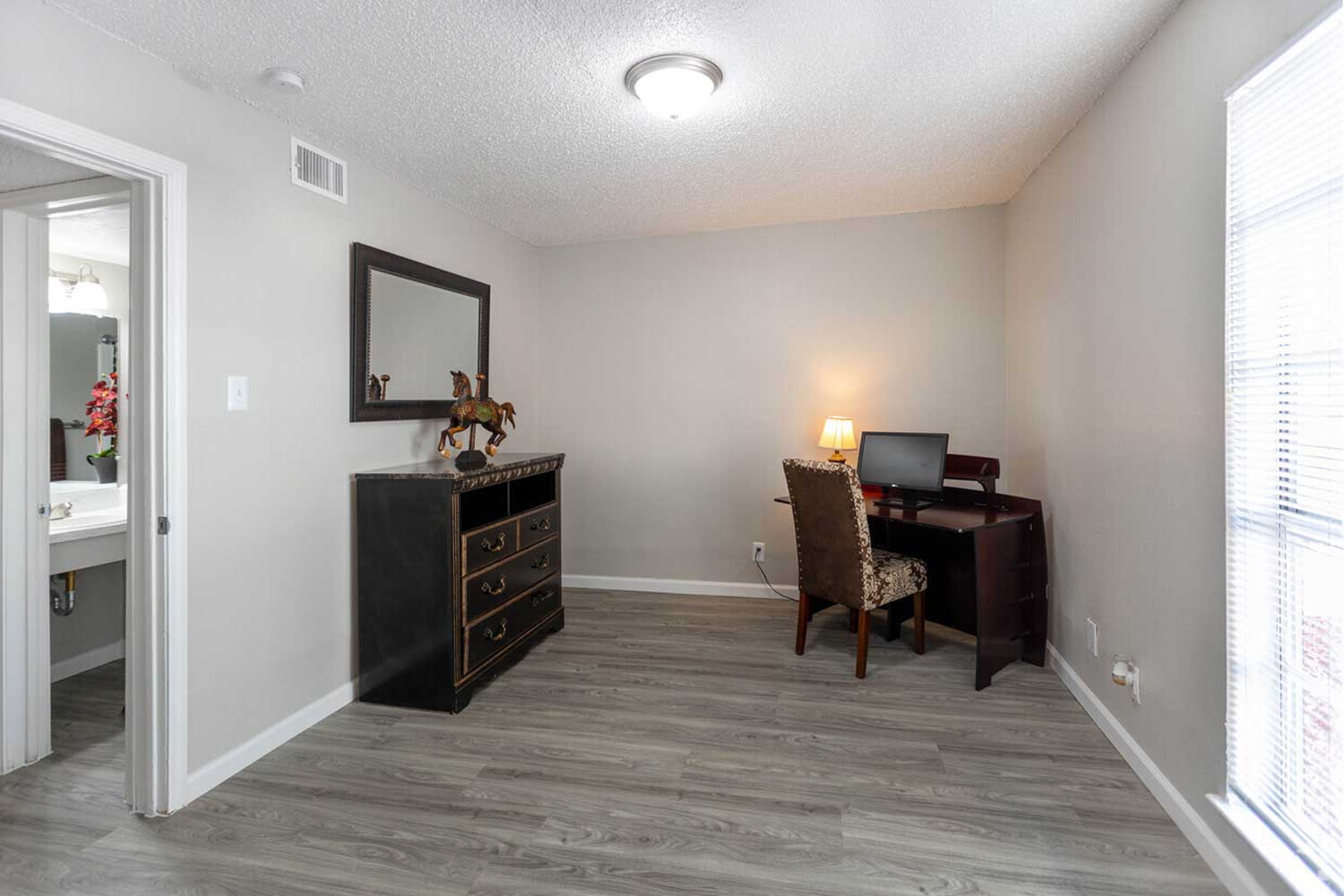 Luna Verde Apartments; pet friendly; one, two, three bedrooms; El Paso, TX near Fort Bliss UTEP